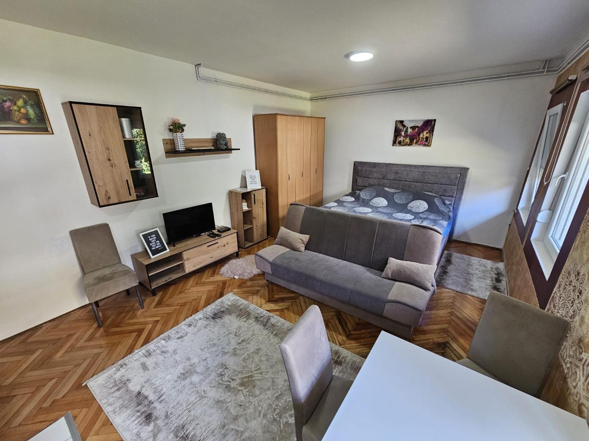 נובי פאזאר Aloha Apartment מראה חיצוני תמונה